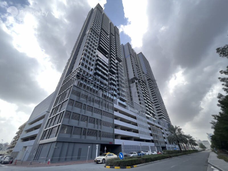 Apartment for Rent in Bloom Tower C - Jumeirah Village Circle, Dubai - Modern 1 BHK | High Quality | High Floor at 75000 AED
